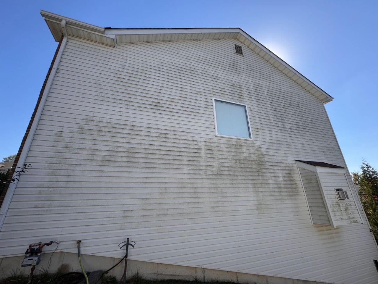 Gallery photos for House Siding Shine with Our Expert Washing: Image #1