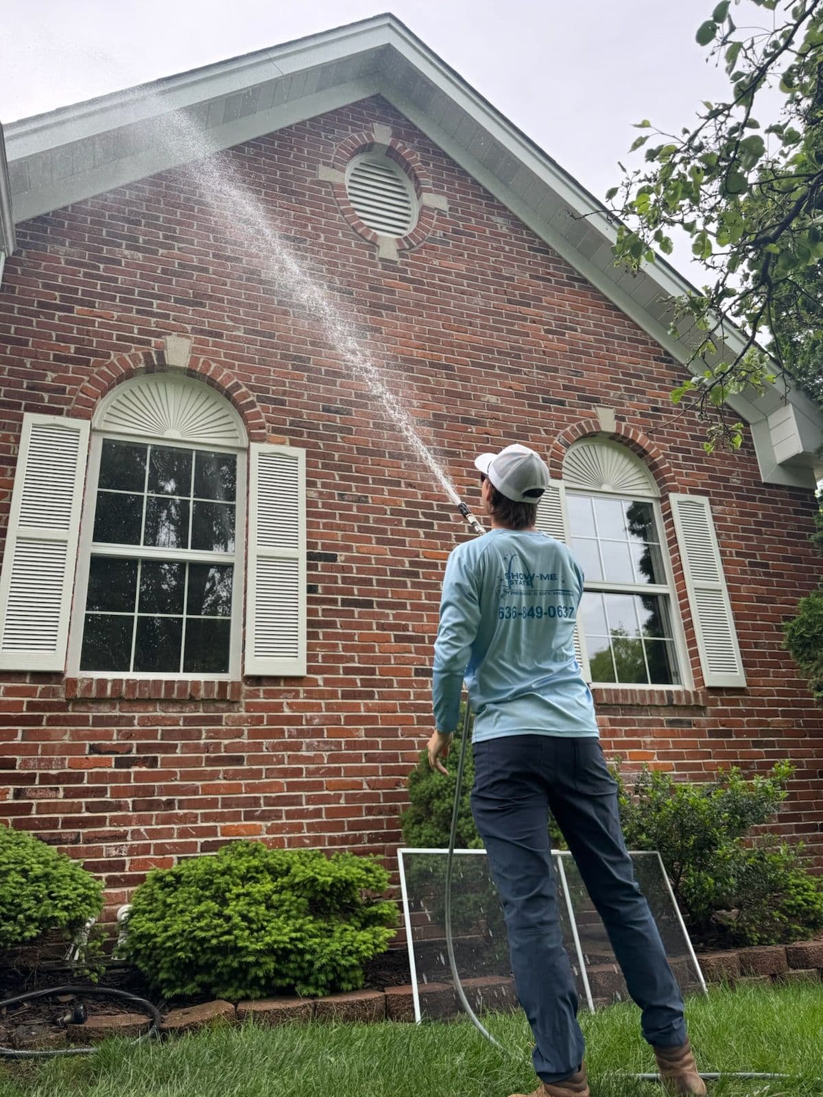 Lake St. Louis Homes Shine with Expert Softwashing image