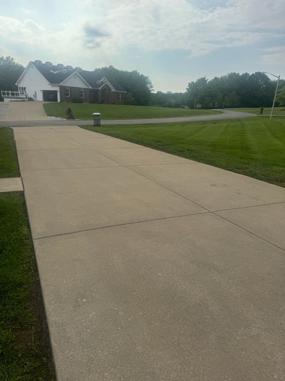 Gallery photos for Driveway Transformation in Wentzville MO: Image #1