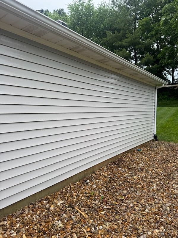 Gallery photos for Dardenne Prairie Home Shines After Pro Clean: Image #2