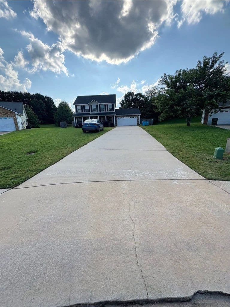Gallery photos for Driveway Transformation with Professional Cleaning: Image #1