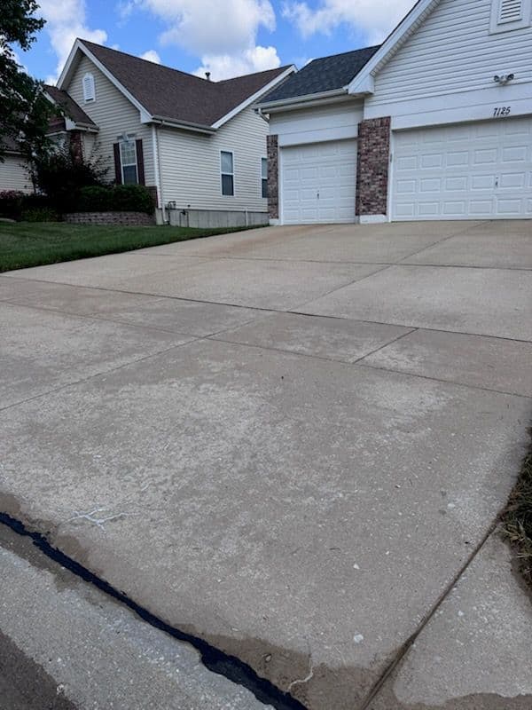Gallery photos for Amazing Driveway Transformation in O'Fallon: Image #1